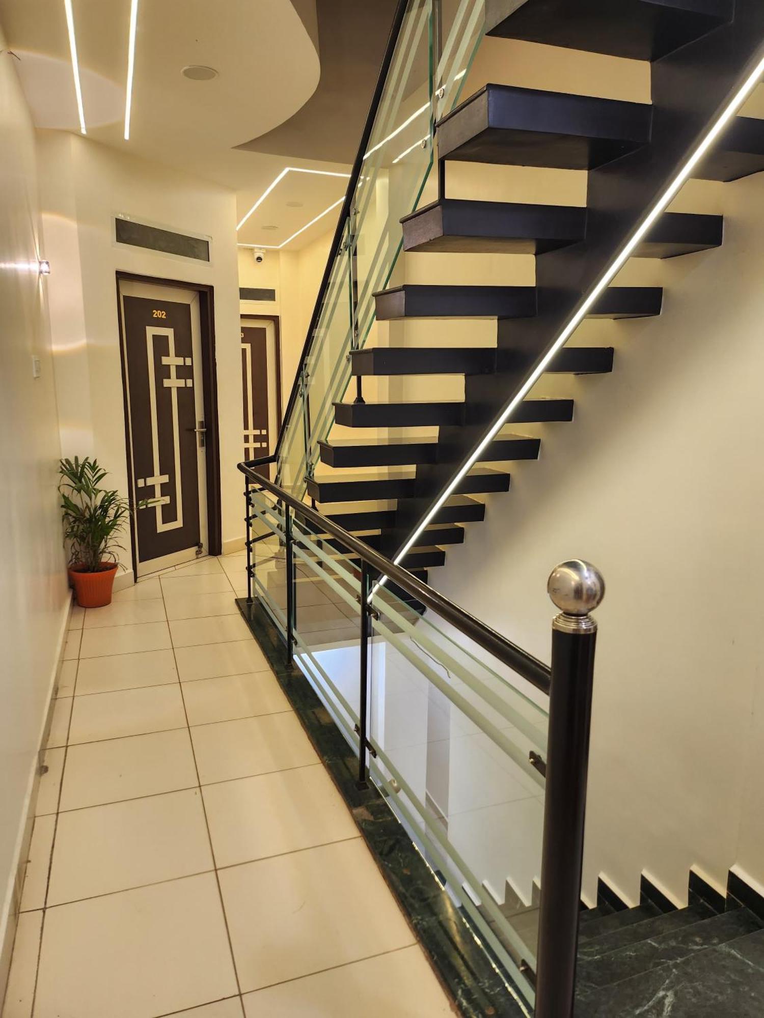 Hotel Anantshree Ujjain Exteriör bild