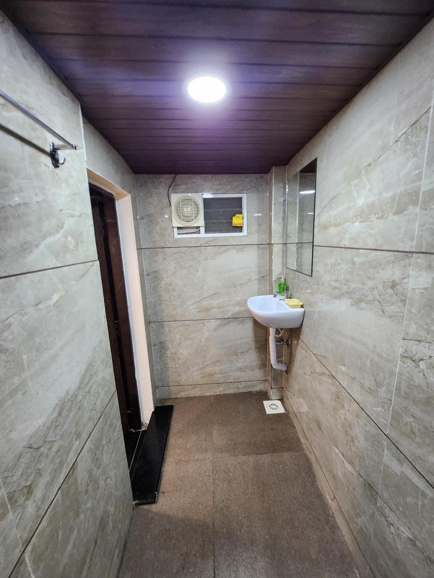 Hotel Anantshree Ujjain Rum bild