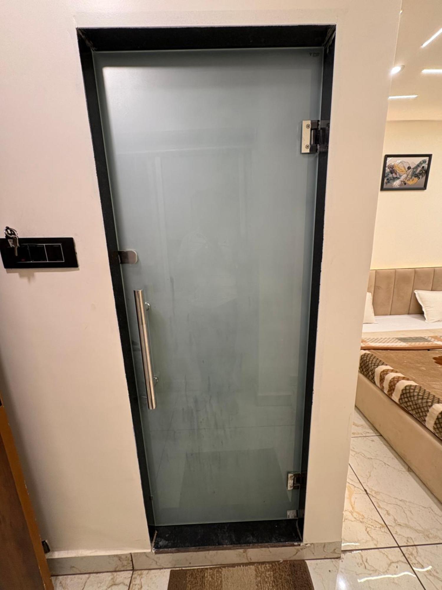 Hotel Anantshree Ujjain Exteriör bild