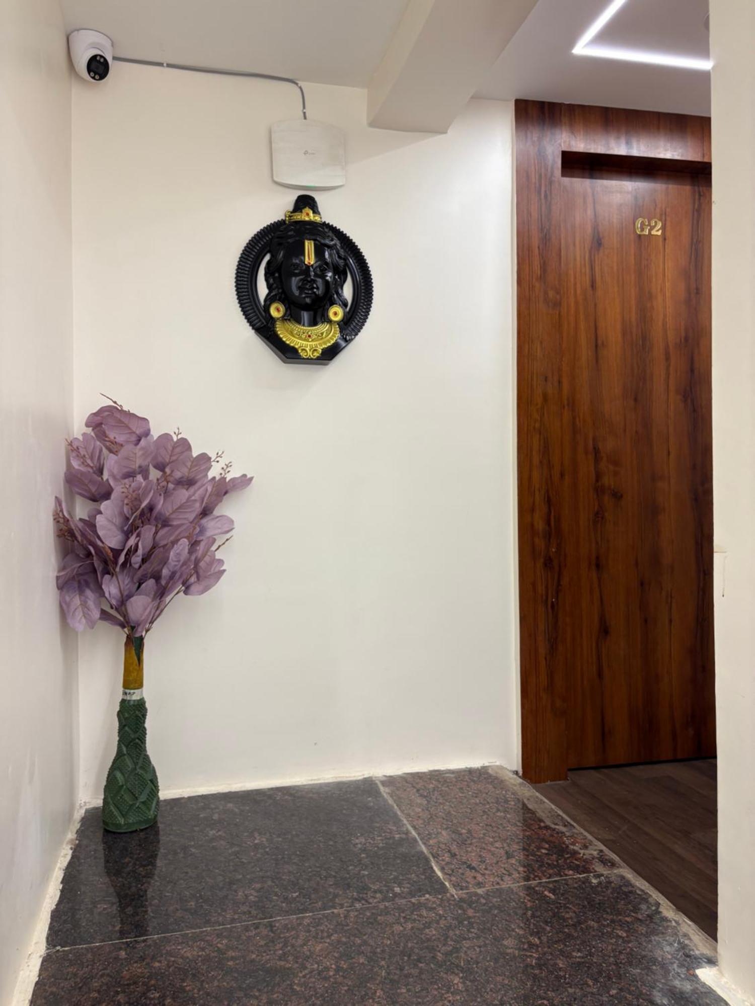 Hotel Anantshree Ujjain Exteriör bild